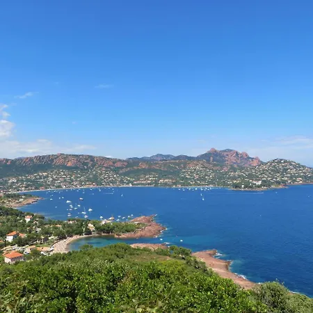 Cap Esterel Village : 3 Pieces Renove Vue Au Calme V3 - Esterel 282la Saint-Raphaël